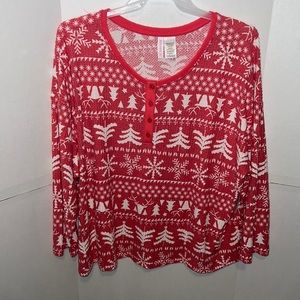 NWT lightweight Christmas shirt